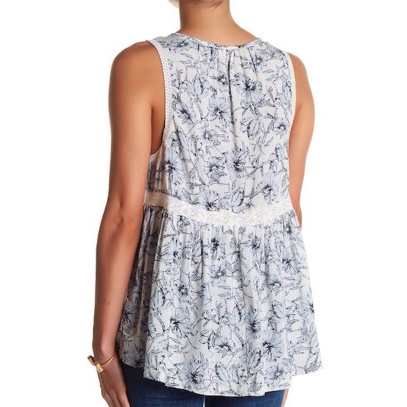 MELROSE & MARKET Floral & Lace Babydoll Top sz XS/2 - Picture 3 of 4